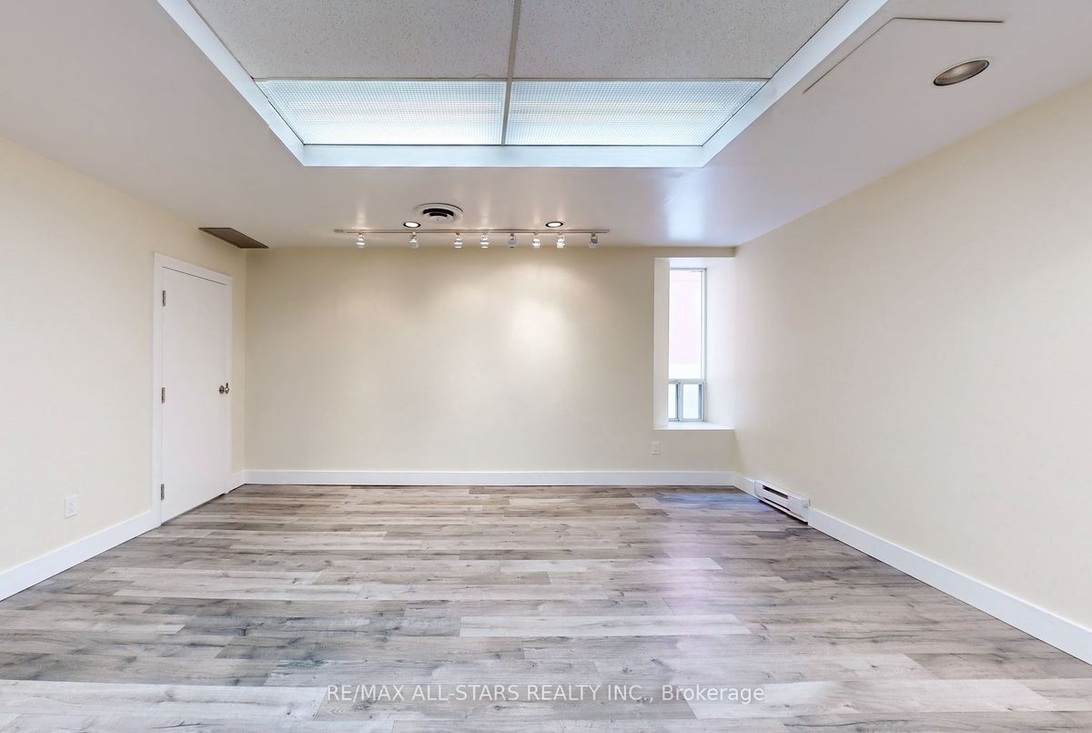 66 Gerrard Street E Toronto 66 Gerrard Street E Toronto