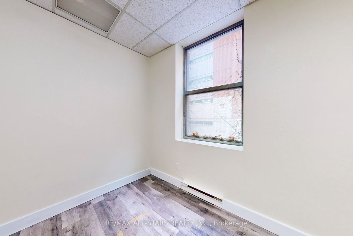 66 Gerrard Street E Toronto 66 Gerrard Street E Toronto