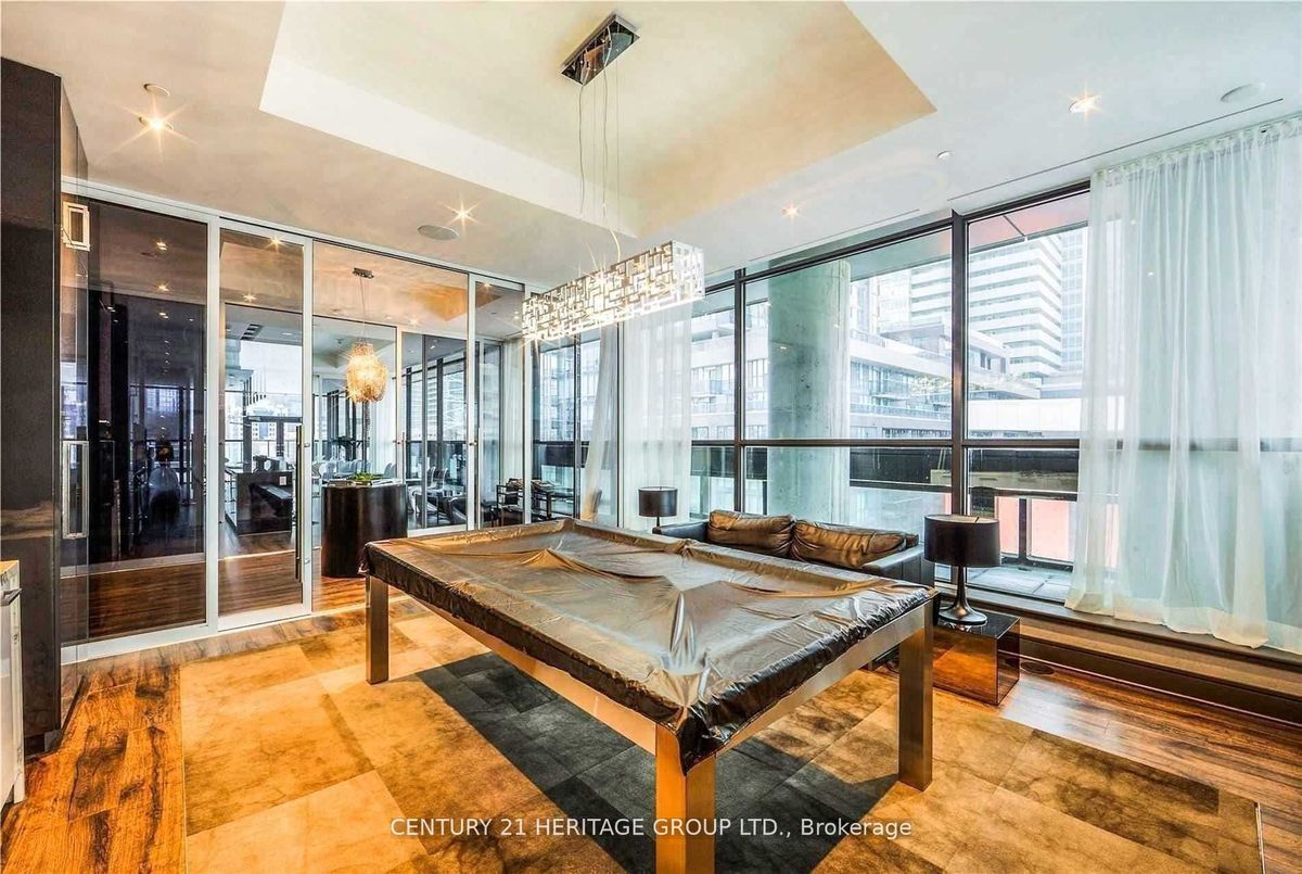 290 Adelaide Street W Toronto 290 Adelaide Street W Toronto