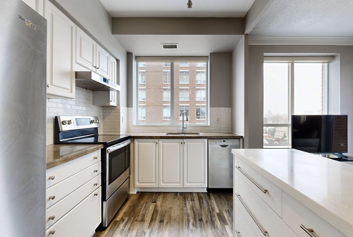 1 Clairtrell Road Toronto 1 Clairtrell Road Toronto