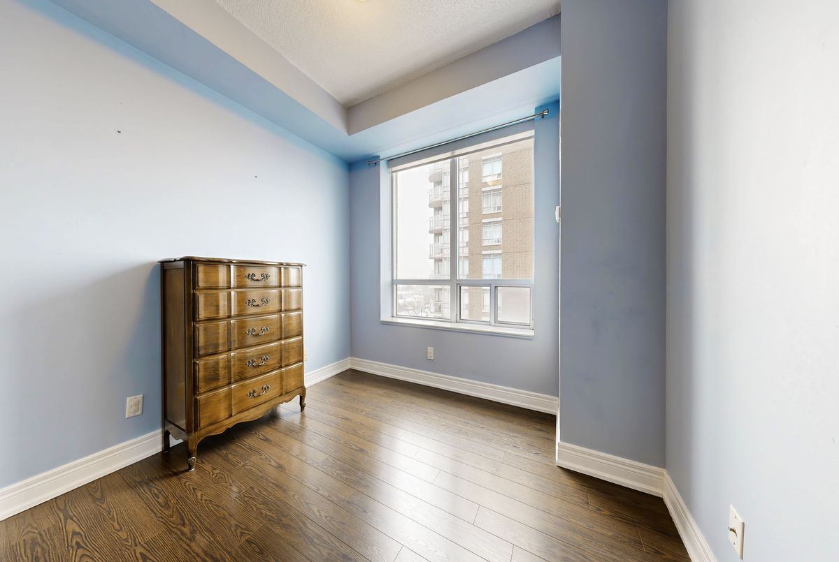 1 Clairtrell Road Toronto 1 Clairtrell Road Toronto