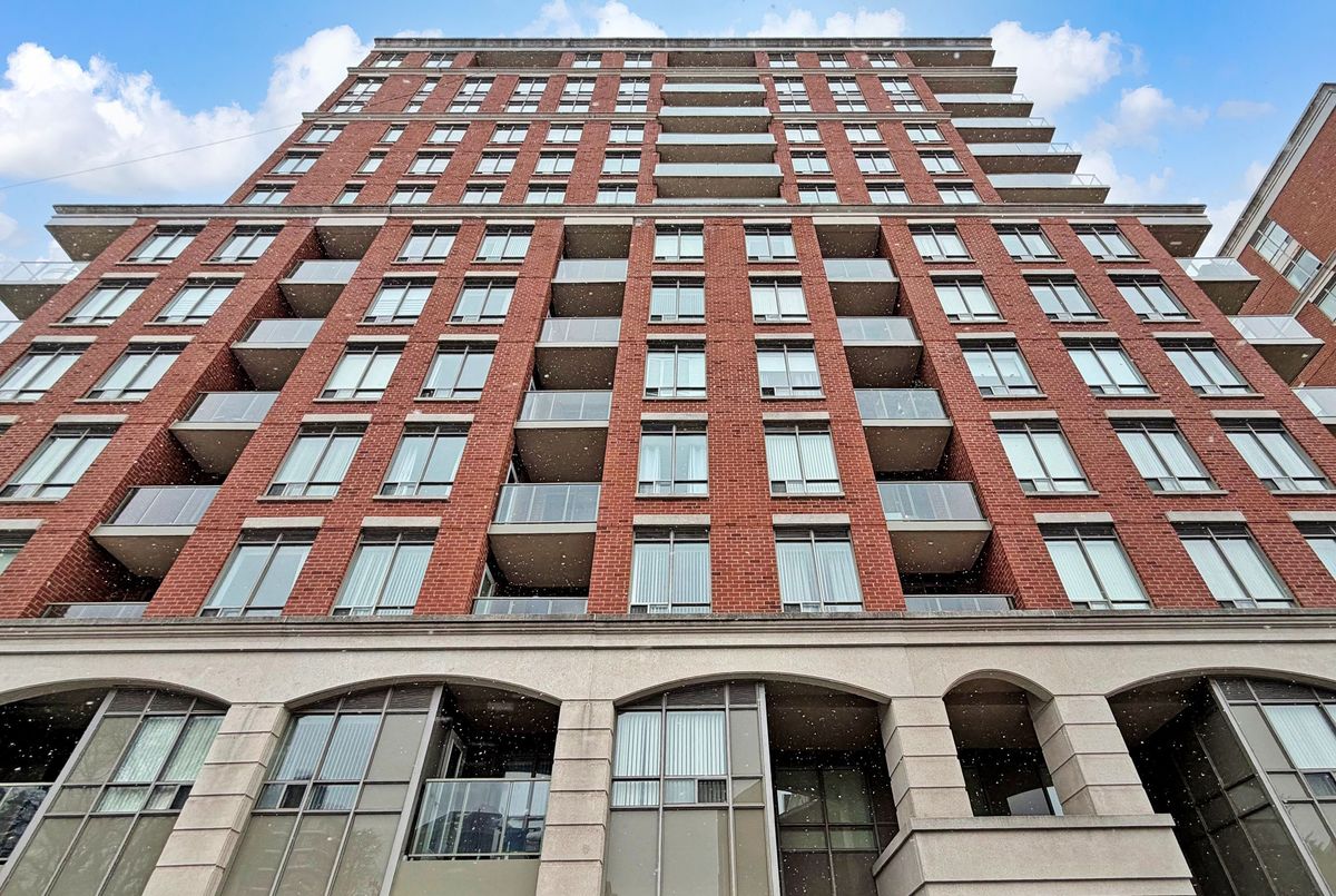 1 Clairtrell Road Toronto 1 Clairtrell Road Toronto