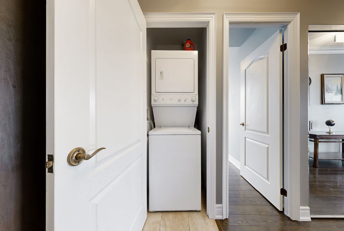 1 Clairtrell Road Toronto 1 Clairtrell Road Toronto