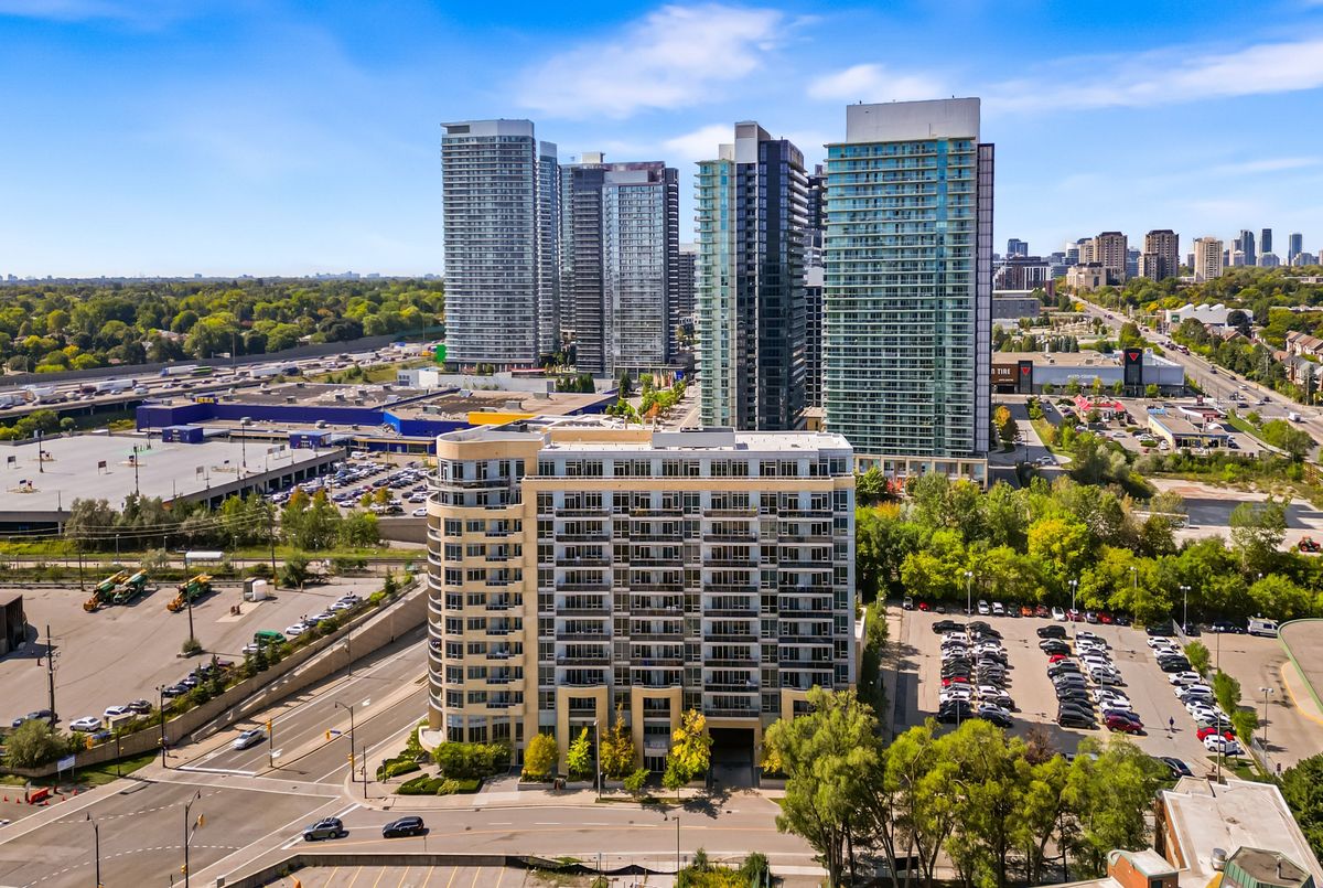 2756 Old Leslie Street Toronto 2756 Old Leslie Street Toronto