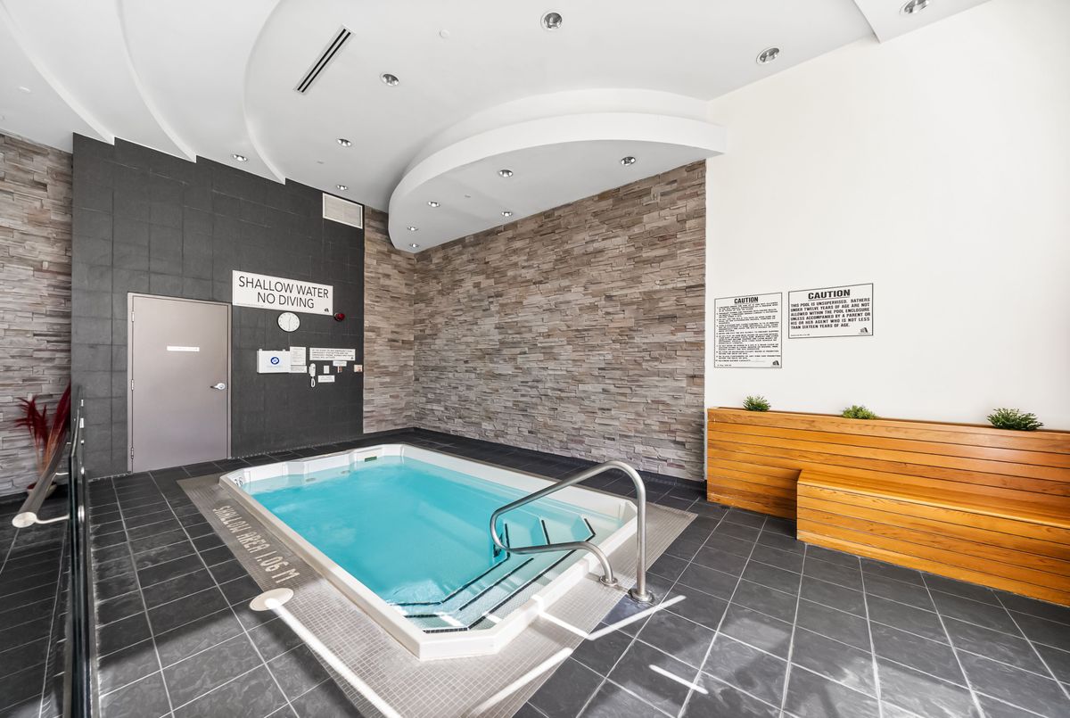 2756 Old Leslie Street Toronto 2756 Old Leslie Street Toronto