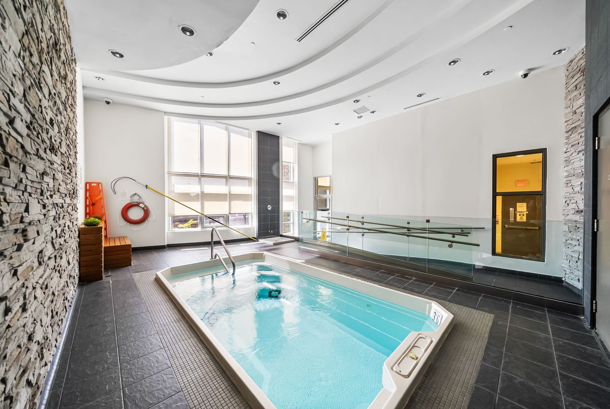 2756 Old Leslie Street Toronto 2756 Old Leslie Street Toronto