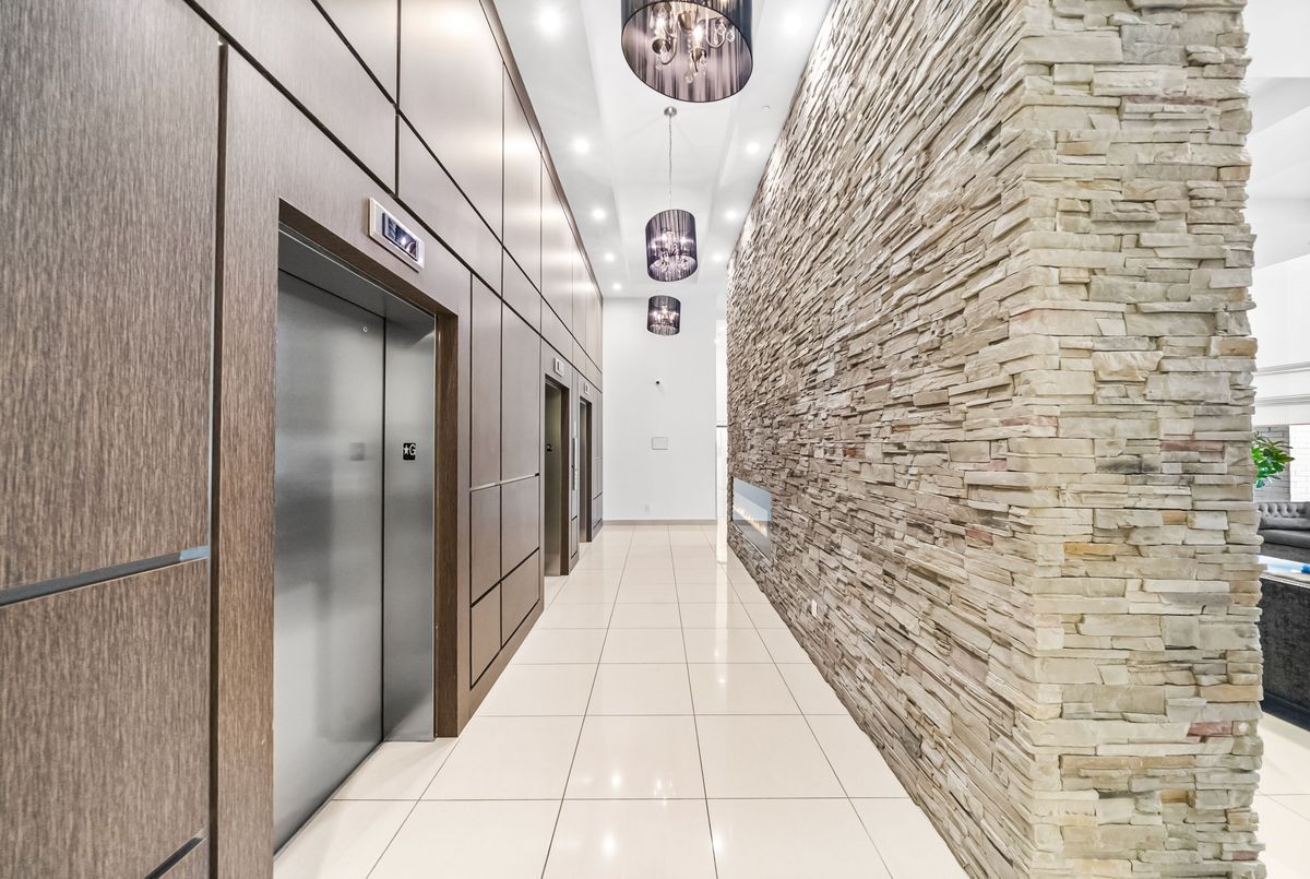 2756 Old Leslie Street Toronto 2756 Old Leslie Street Toronto