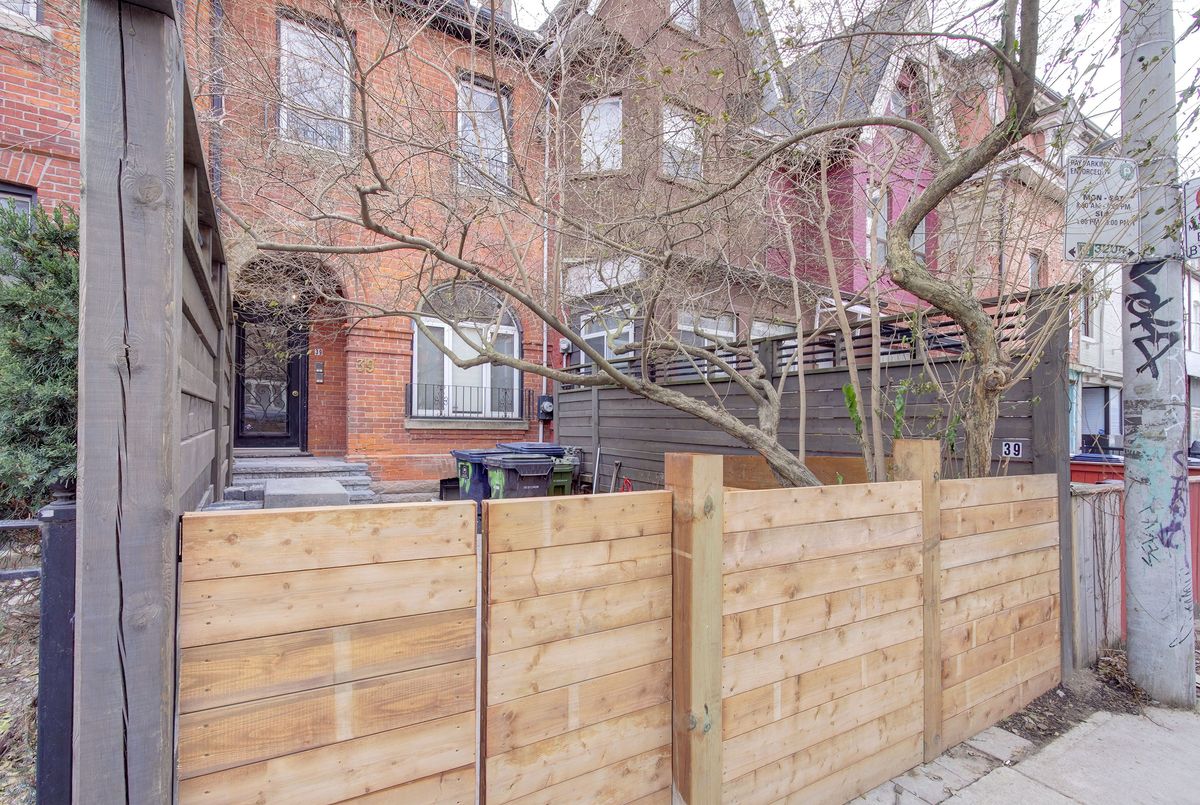 39 Grange Avenue Toronto 39 Grange Avenue Toronto