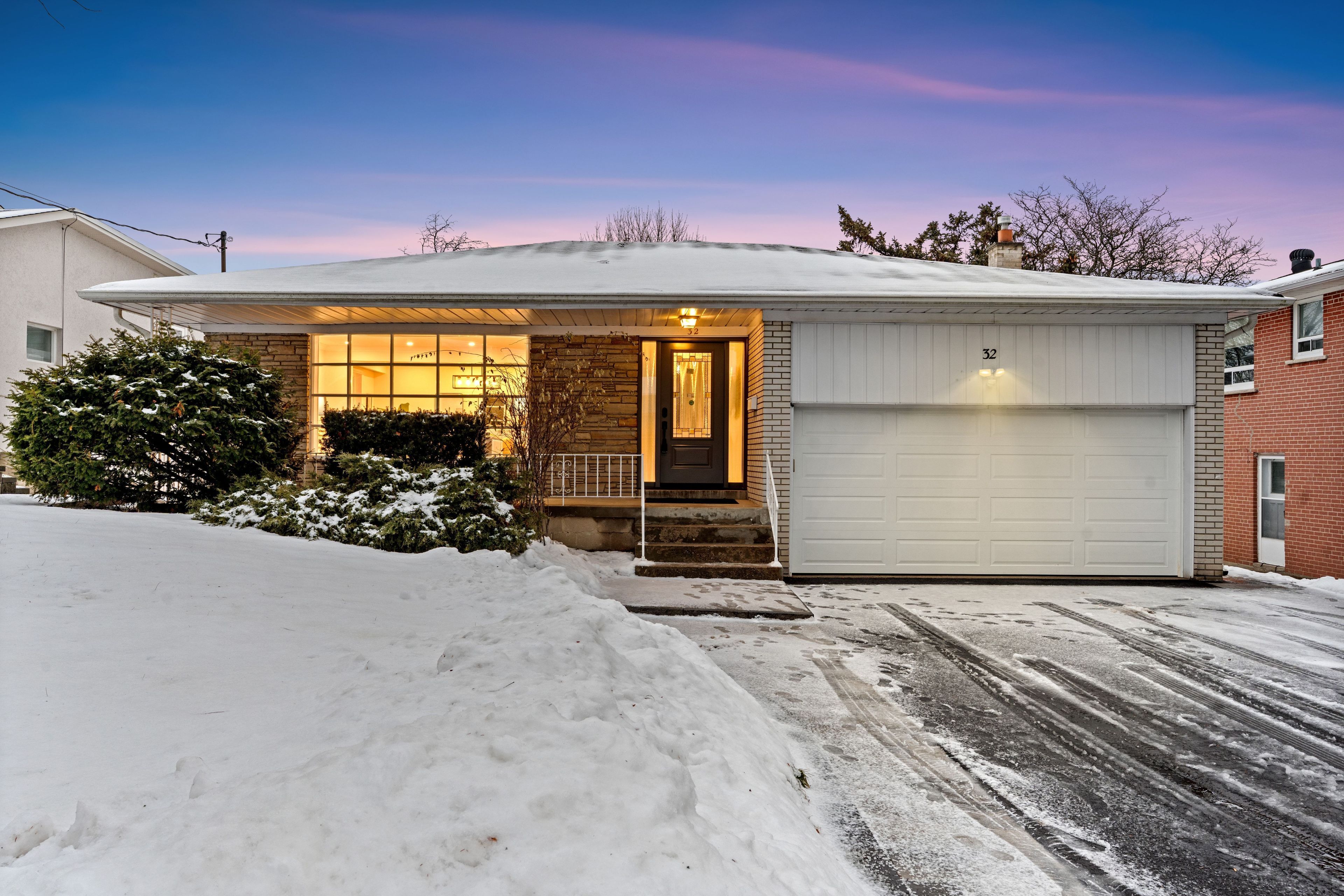 32 Colonnade Road Toronto For Sale | Bijan Barati | Broker of Record