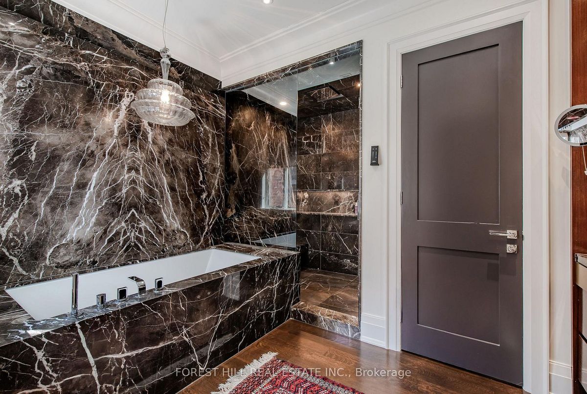 176 Balmoral Avenue Toronto 176 Balmoral Avenue Toronto