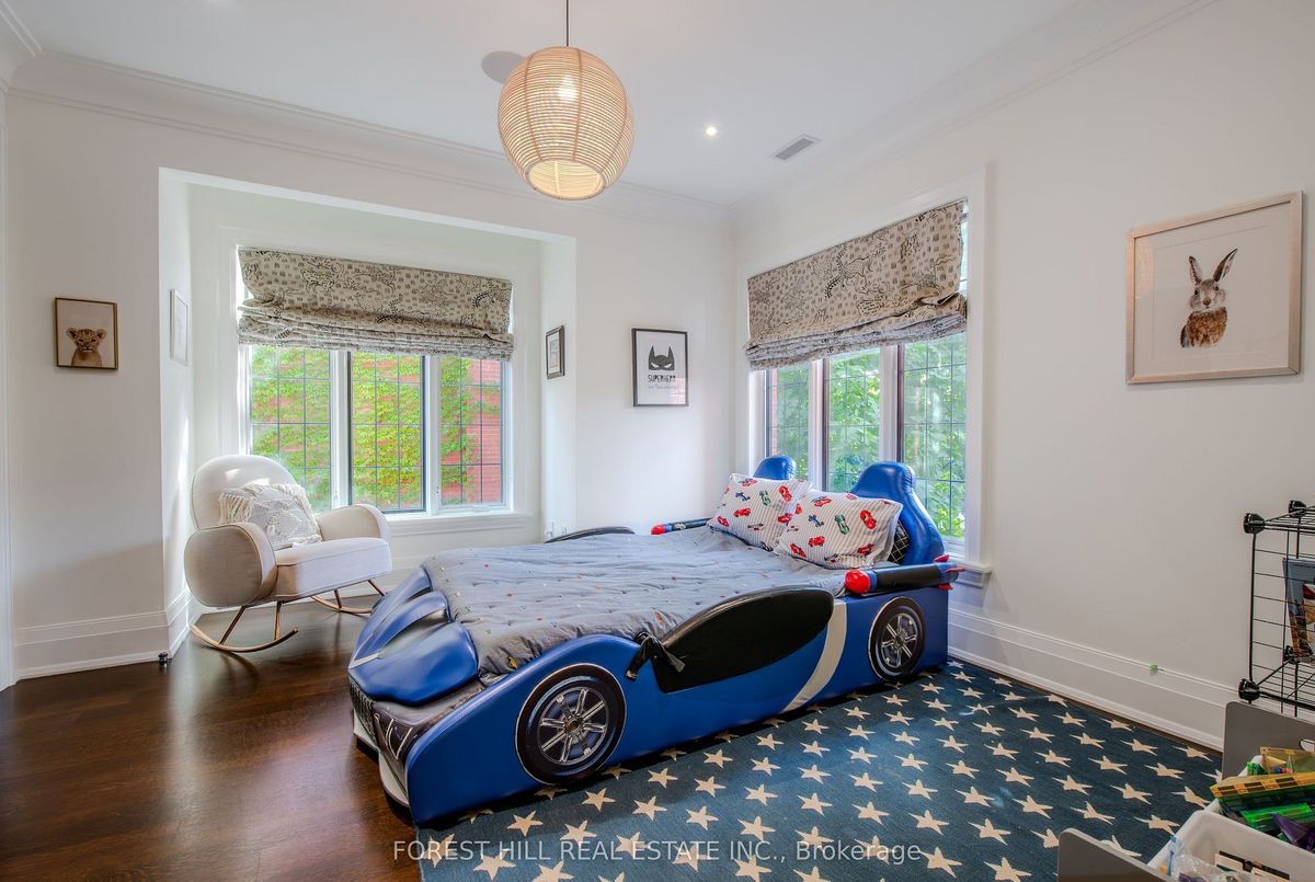 176 Balmoral Avenue Toronto 176 Balmoral Avenue Toronto