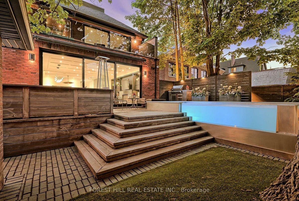 176 Balmoral Avenue Toronto 176 Balmoral Avenue Toronto