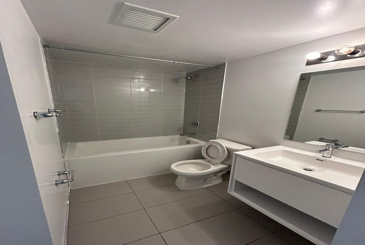 159 Wellesley Street E Toronto 159 Wellesley Street E Toronto