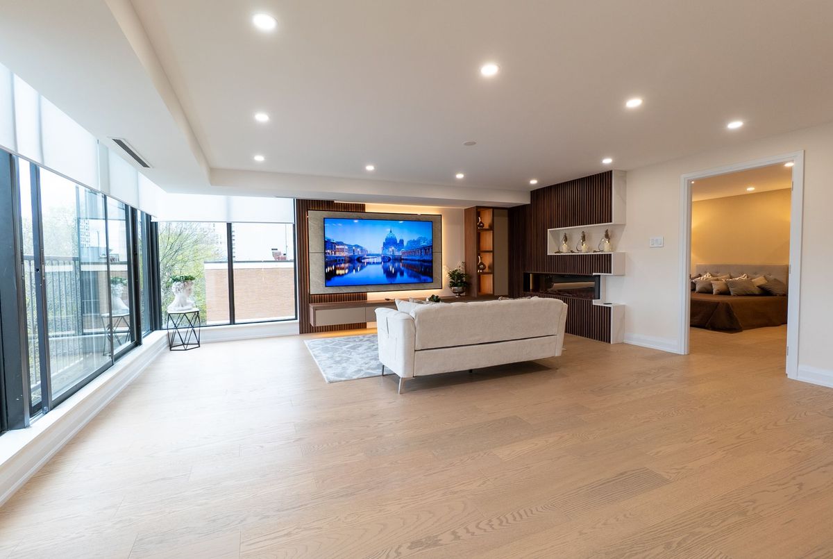 447 Walmer Road Toronto 447 Walmer Road Toronto