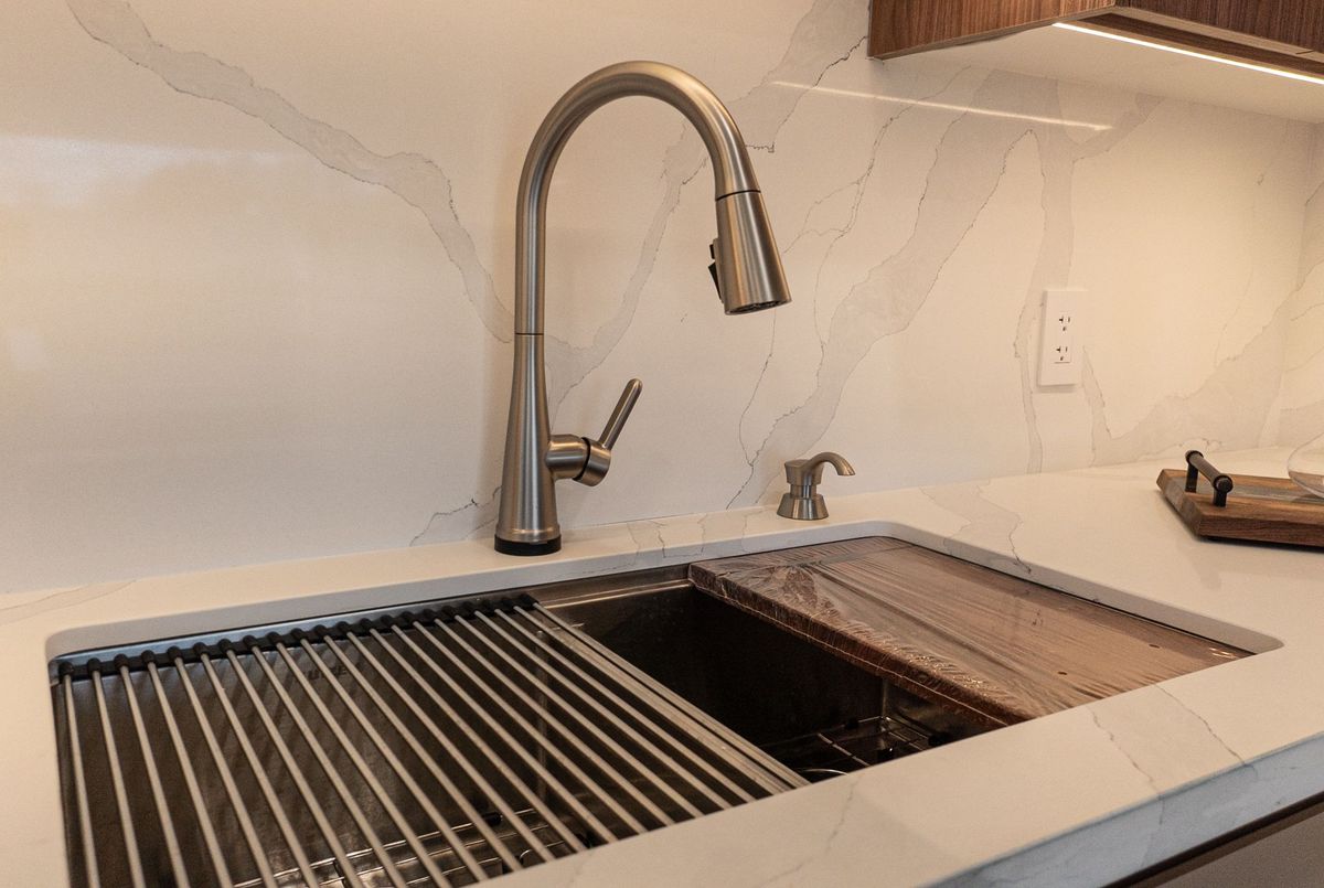 447 Walmer Road Toronto 447 Walmer Road Toronto