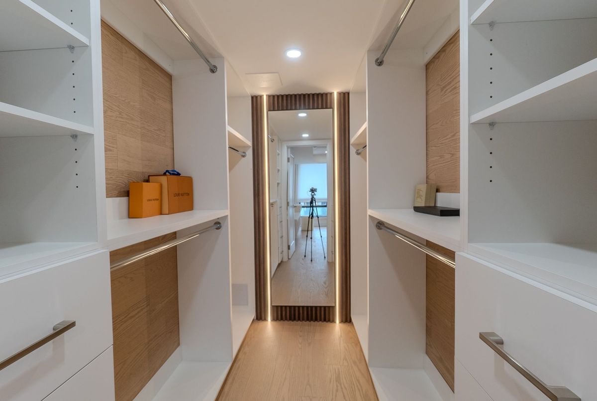 447 Walmer Road Toronto 447 Walmer Road Toronto