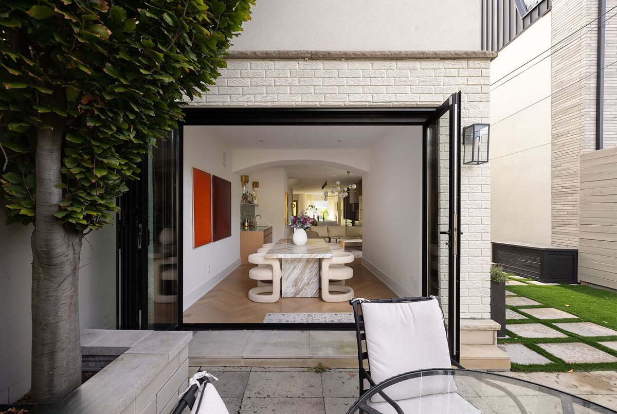 18 Foxley Street Toronto 18 Foxley Street Toronto