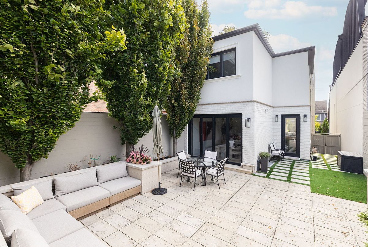 18 Foxley Street Toronto 18 Foxley Street Toronto