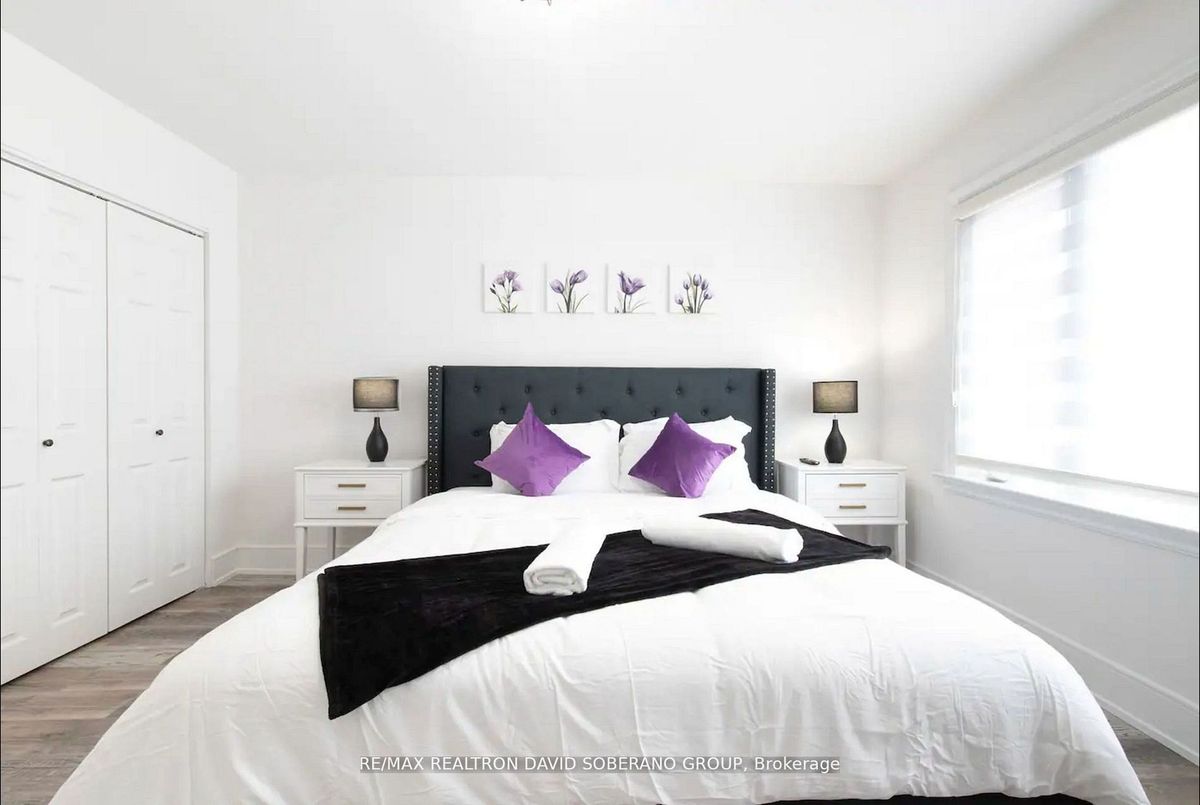 55 Raeburn Avenue Toronto 55 Raeburn Avenue Toronto