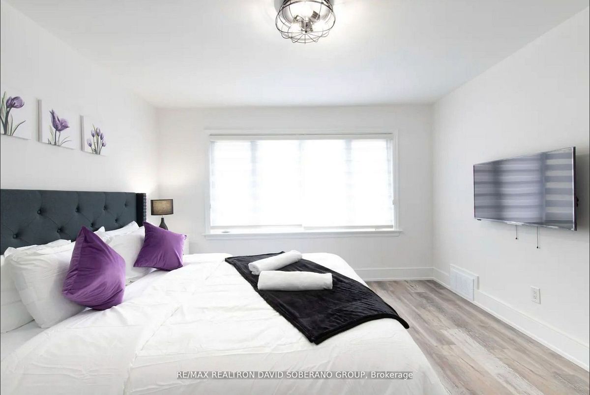 55 Raeburn Avenue Toronto 55 Raeburn Avenue Toronto