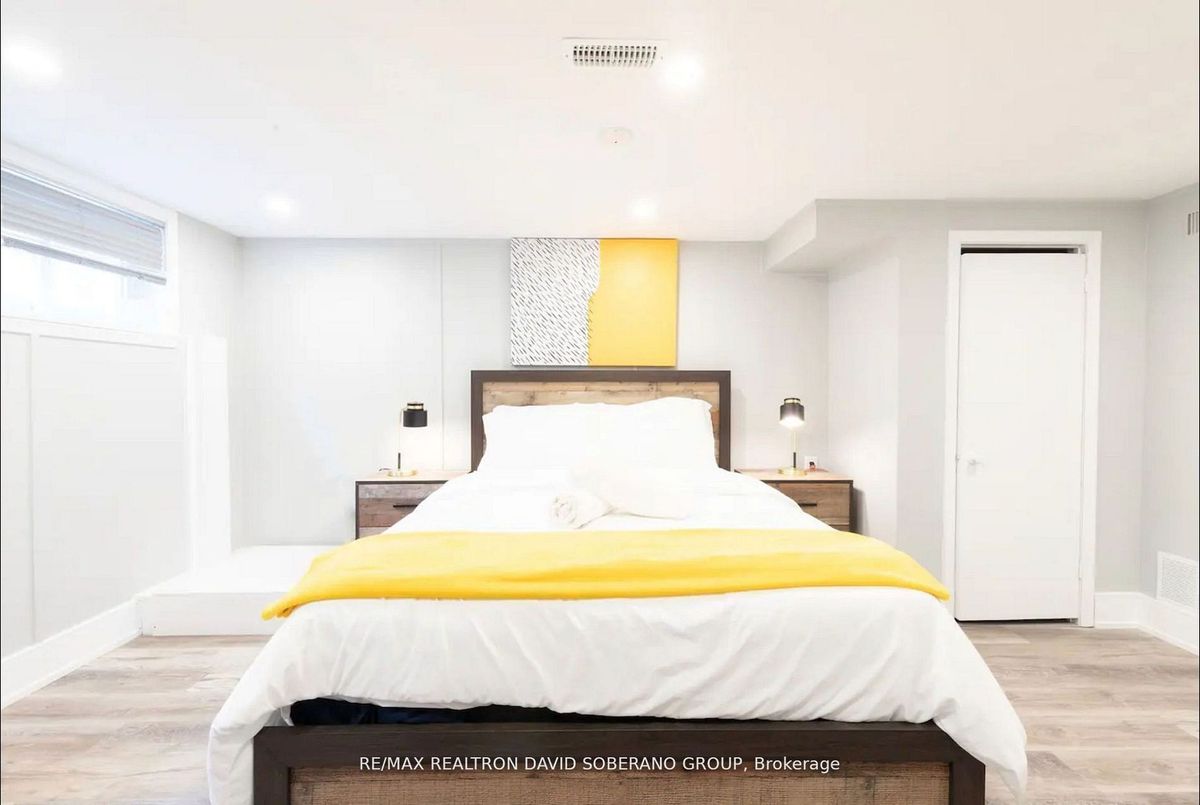 55 Raeburn Avenue Toronto 55 Raeburn Avenue Toronto