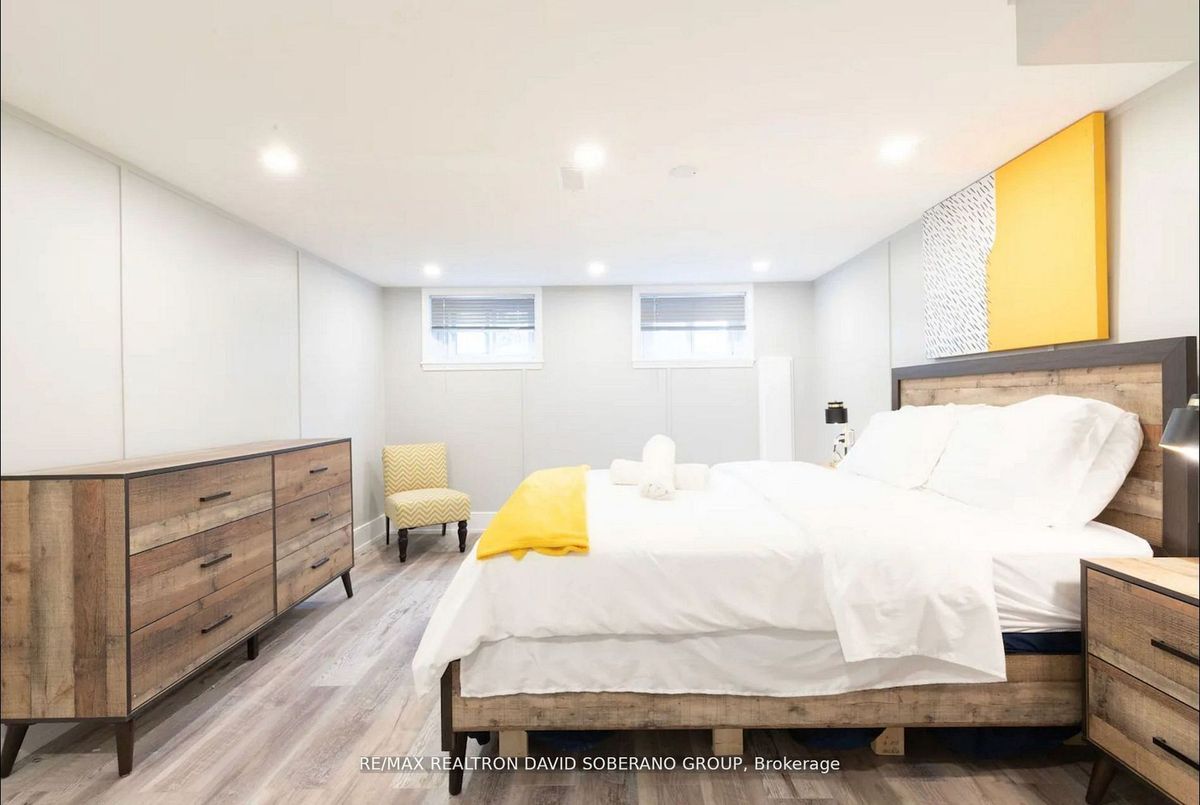 55 Raeburn Avenue Toronto 55 Raeburn Avenue Toronto