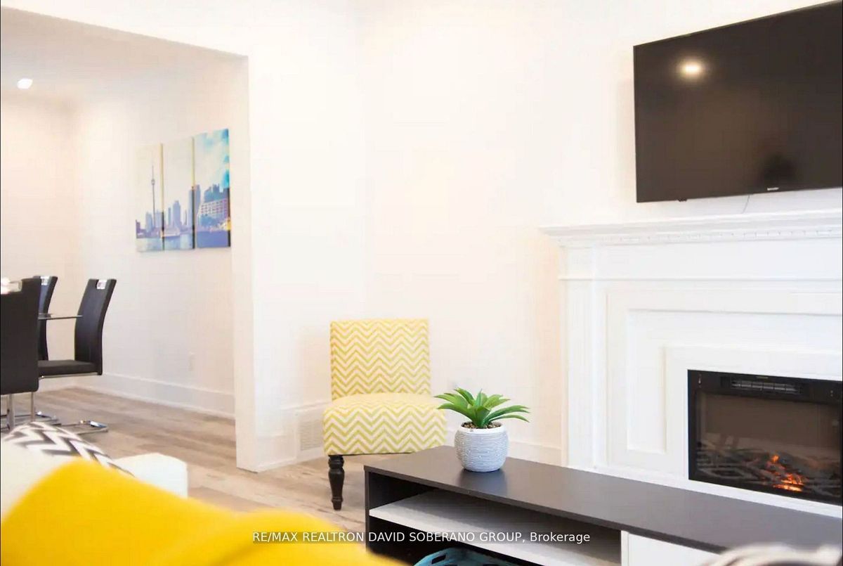 55 Raeburn Avenue Toronto 55 Raeburn Avenue Toronto