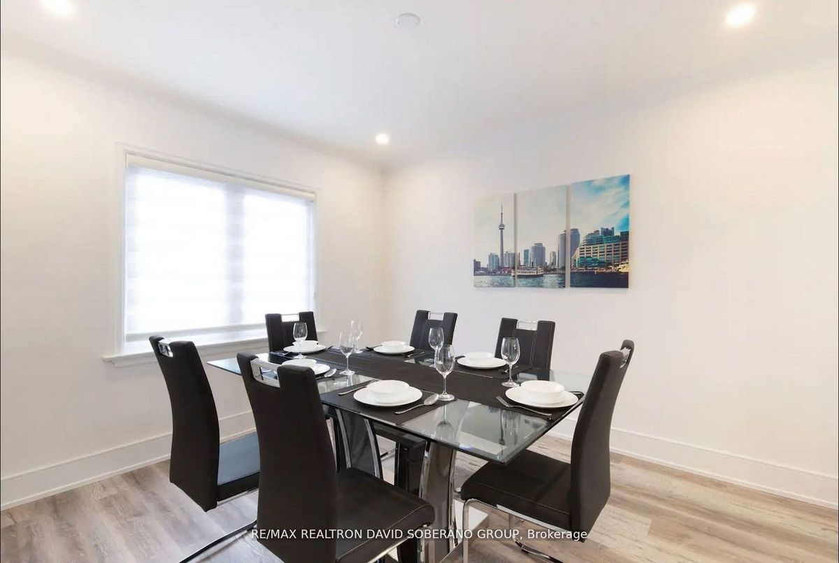 55 Raeburn Avenue Toronto 55 Raeburn Avenue Toronto