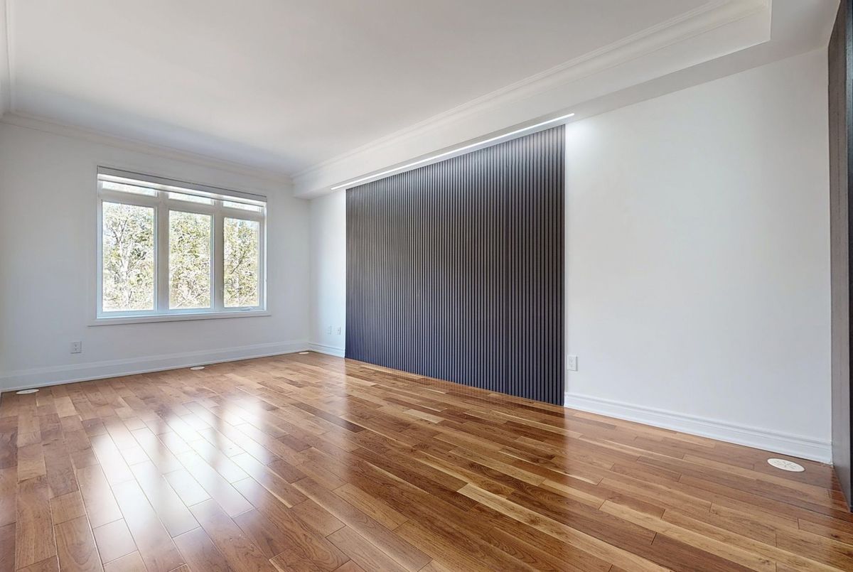 9 Oakburn Crescent Toronto 9 Oakburn Crescent Toronto