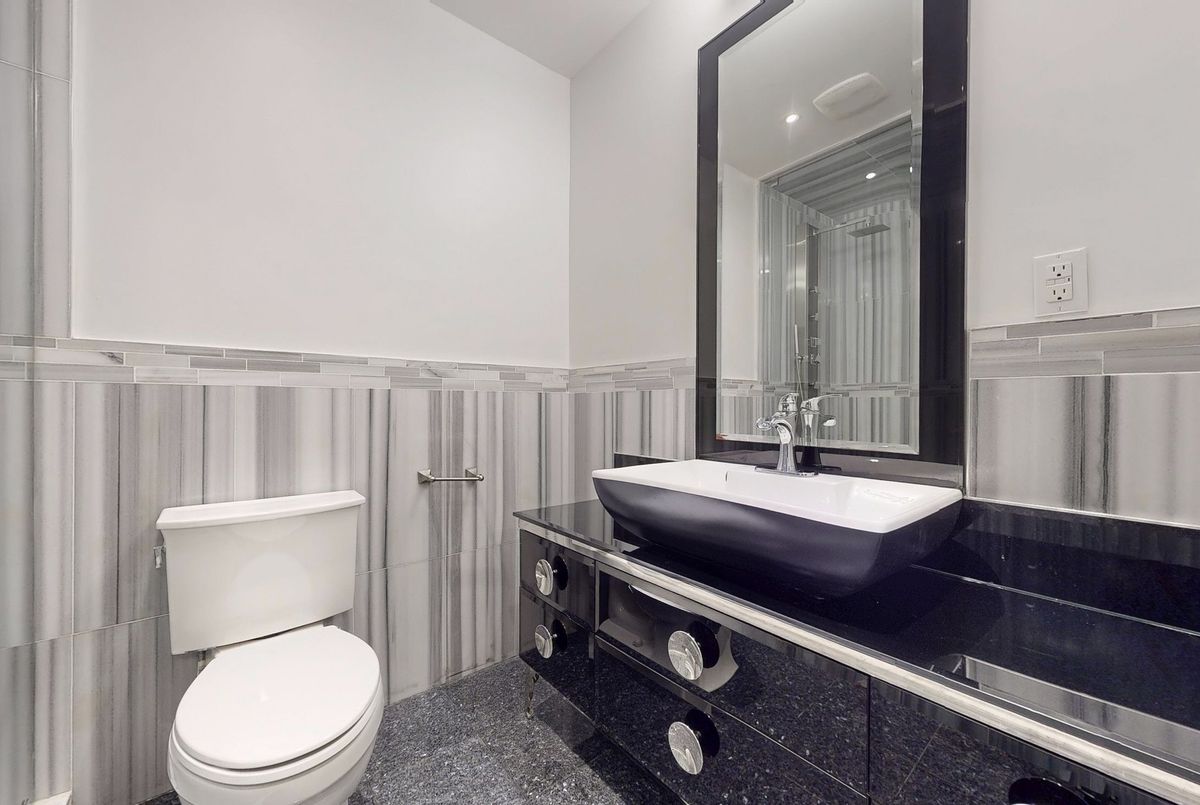 9 Oakburn Crescent Toronto 9 Oakburn Crescent Toronto