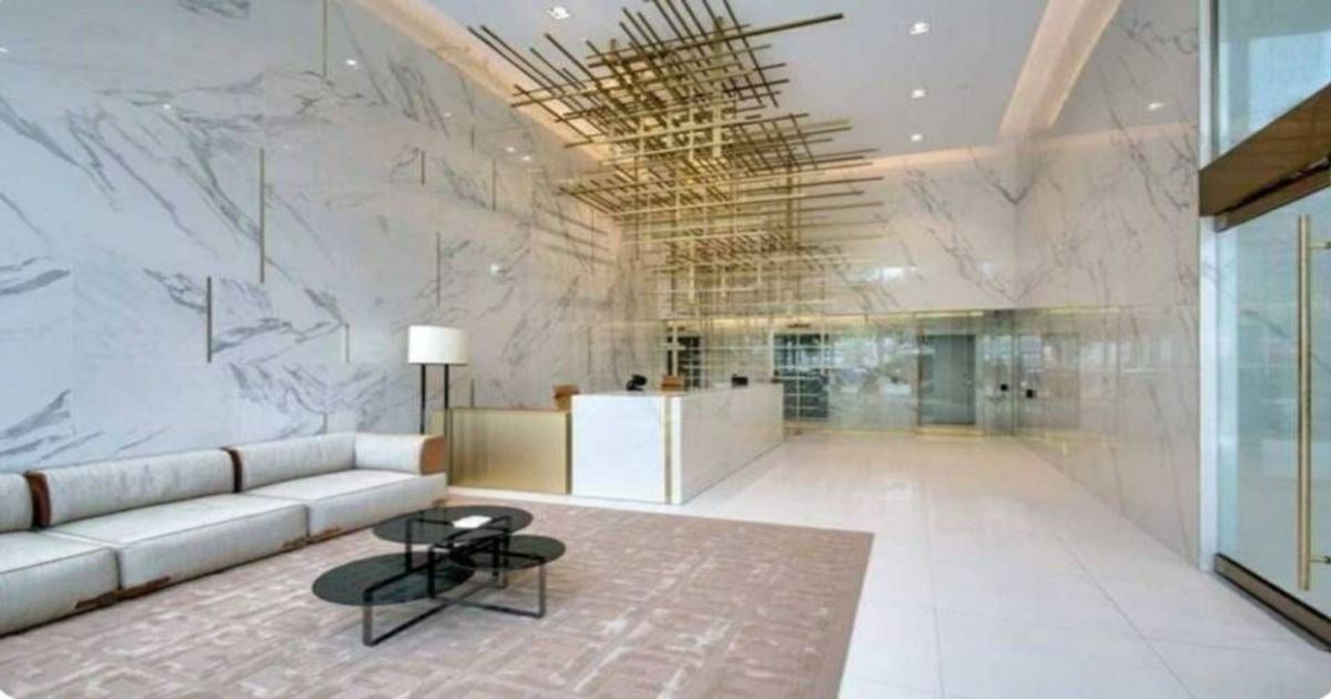 85 Wood Street Toronto