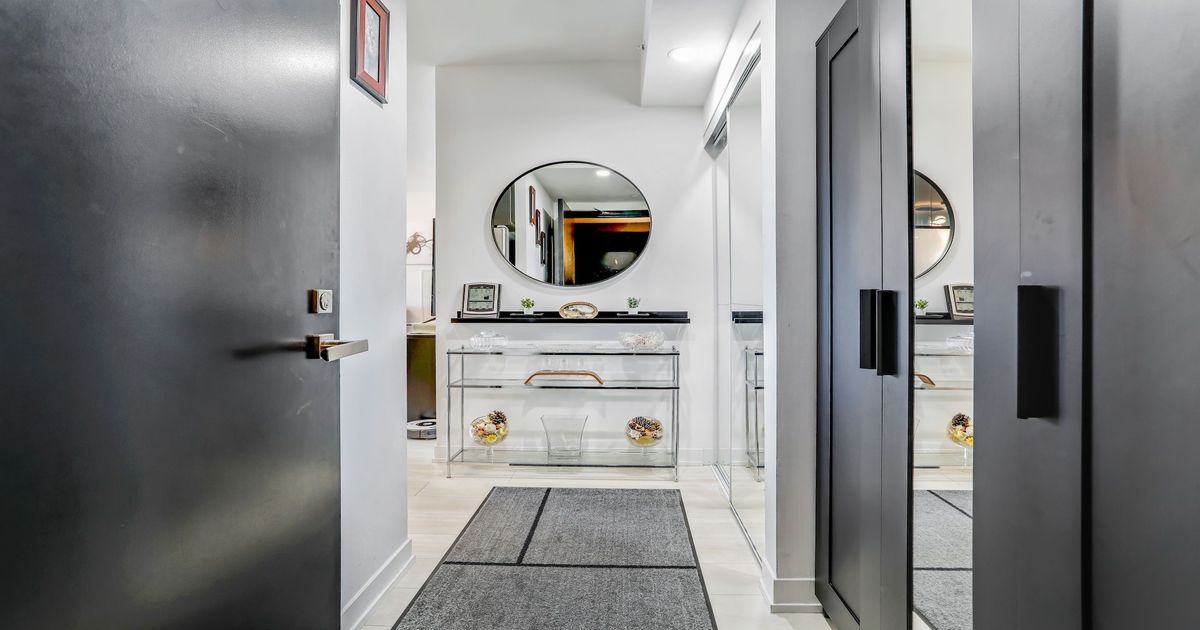 31 Tippett Road Toronto