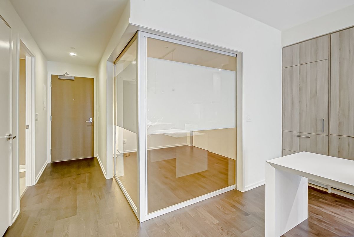 1 Bloor Street E Toronto 1 Bloor Street E Toronto