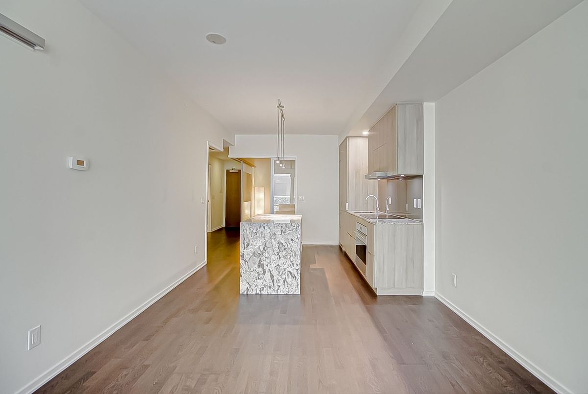 1 Bloor Street E Toronto 1 Bloor Street E Toronto