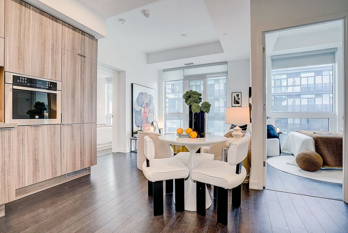 39 Roehampton Avenue Toronto 39 Roehampton Avenue Toronto