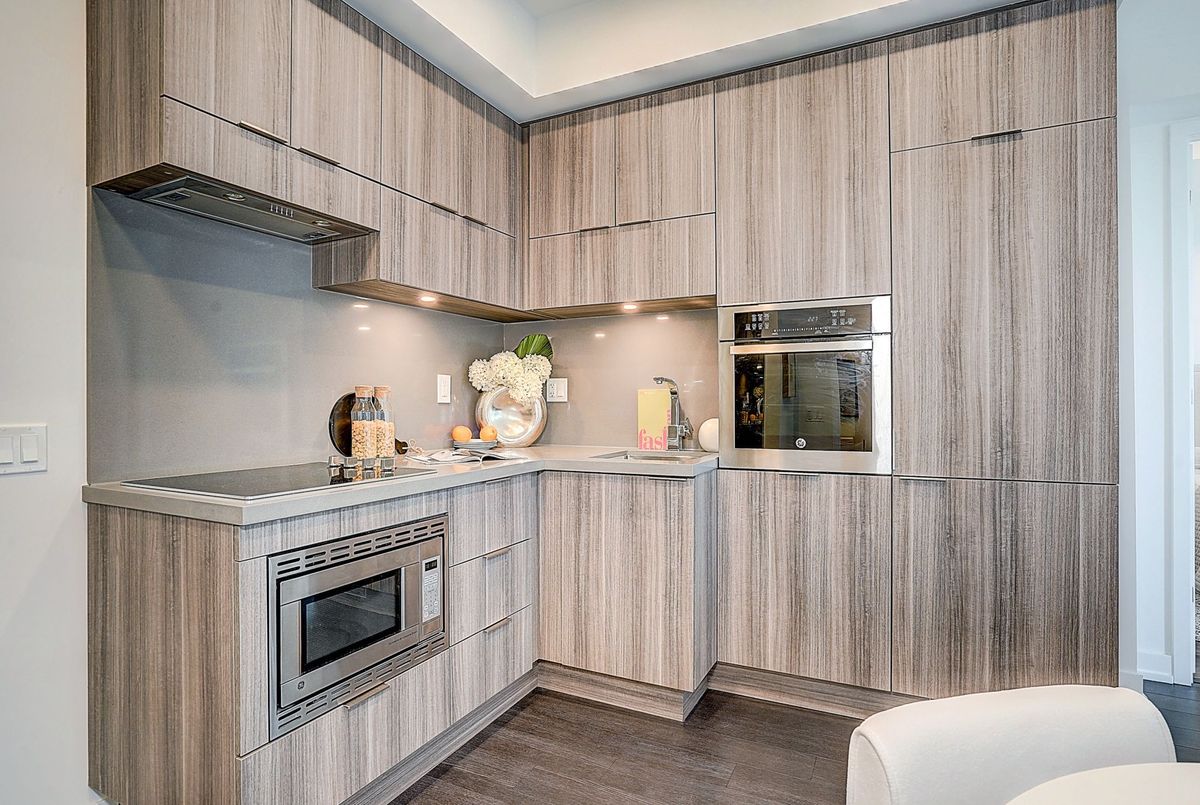 39 Roehampton Avenue Toronto 39 Roehampton Avenue Toronto