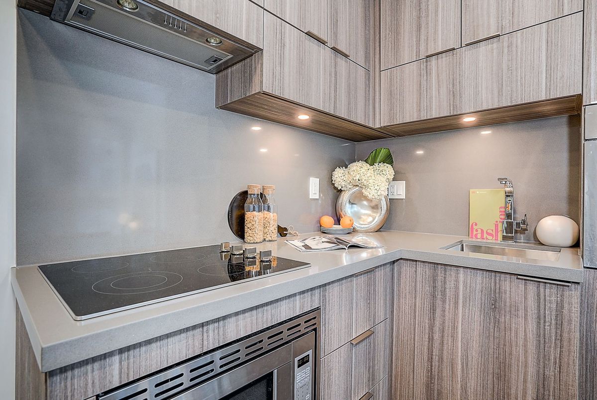 39 Roehampton Avenue Toronto 39 Roehampton Avenue Toronto