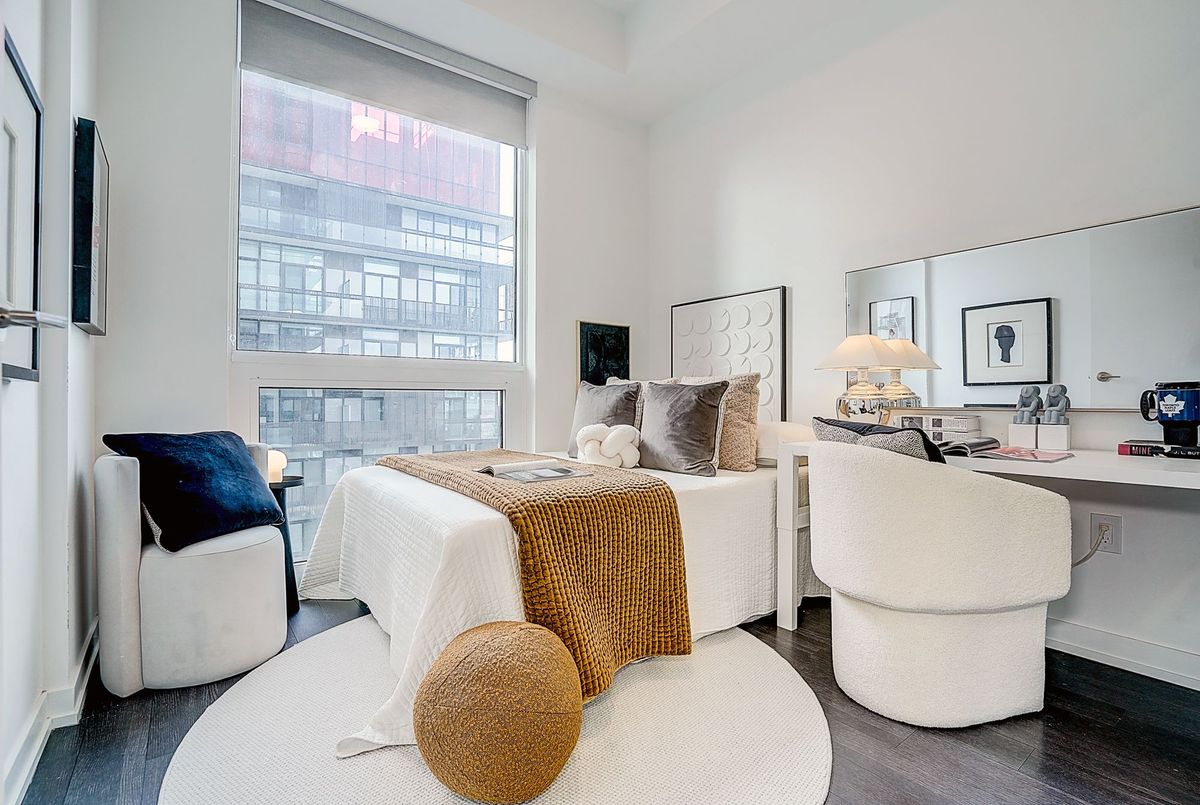 39 Roehampton Avenue Toronto 39 Roehampton Avenue Toronto