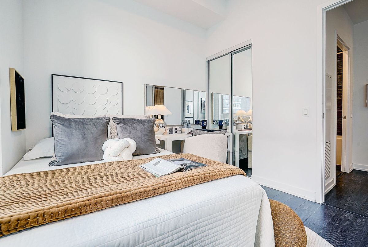 39 Roehampton Avenue Toronto 39 Roehampton Avenue Toronto