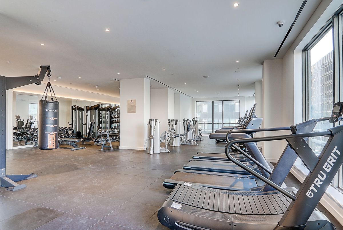 39 Roehampton Avenue Toronto 39 Roehampton Avenue Toronto