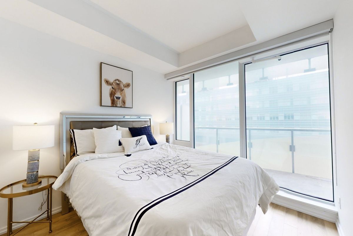 197 Yonge Street Toronto 197 Yonge Street Toronto