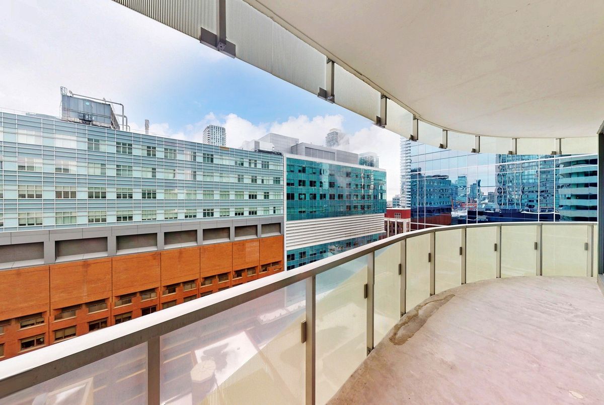 197 Yonge Street Toronto 197 Yonge Street Toronto