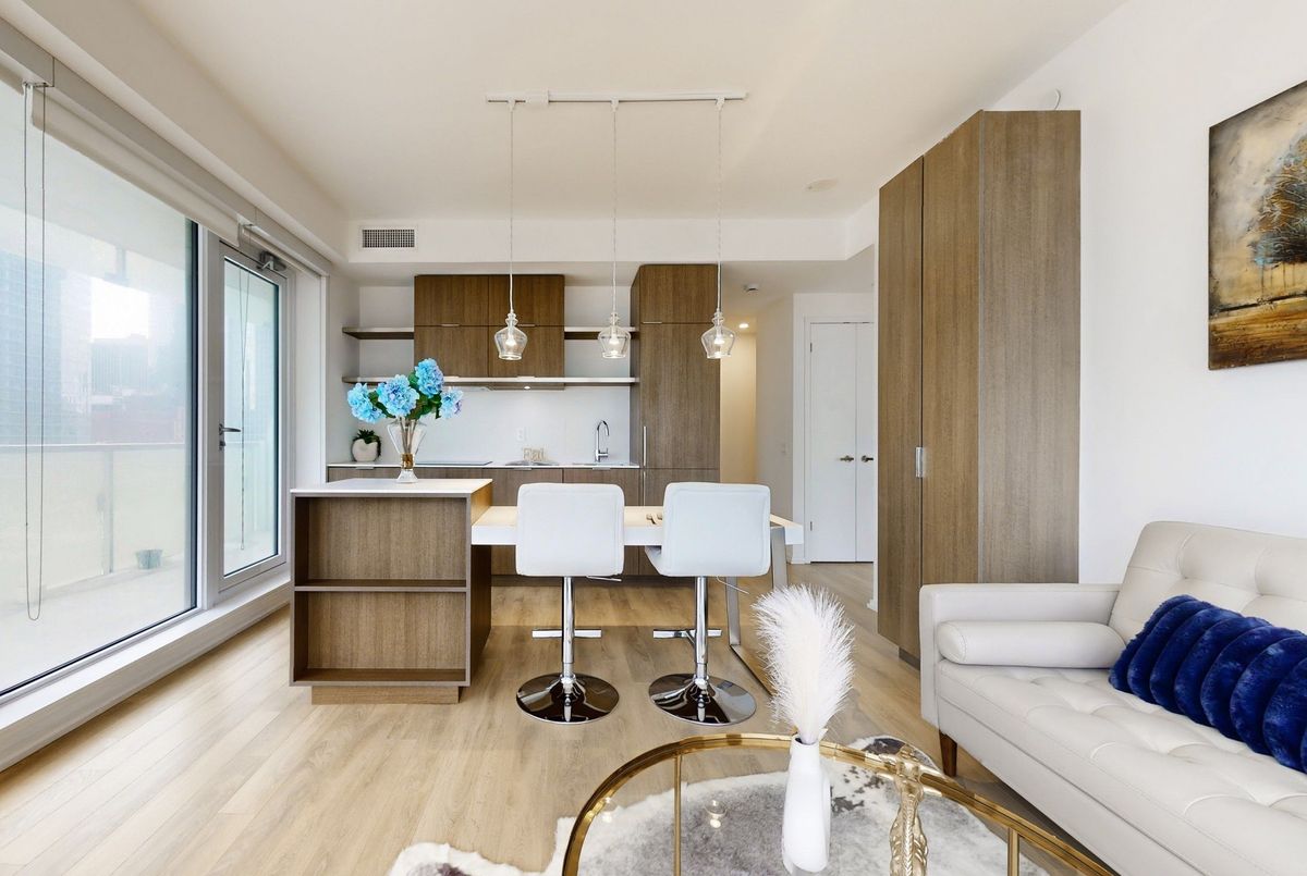 197 Yonge Street Toronto 197 Yonge Street Toronto