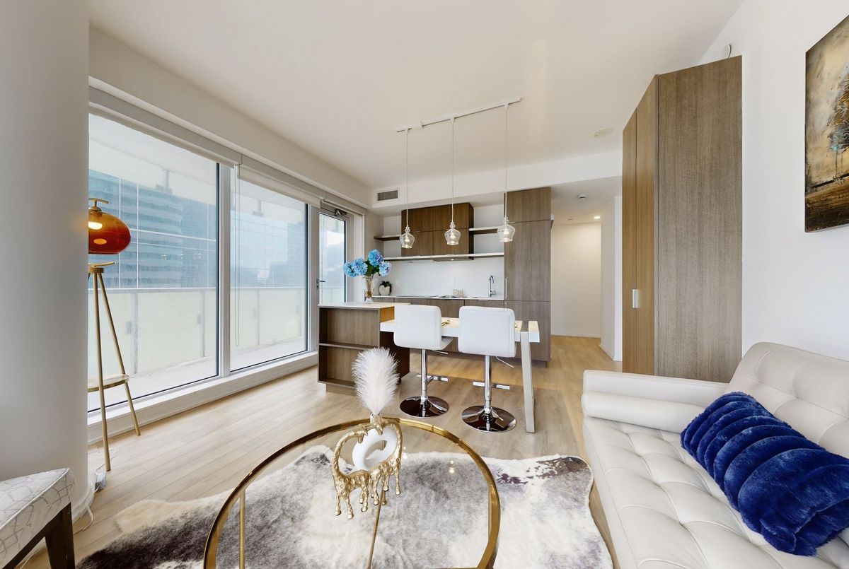 197 Yonge Street Toronto 197 Yonge Street Toronto