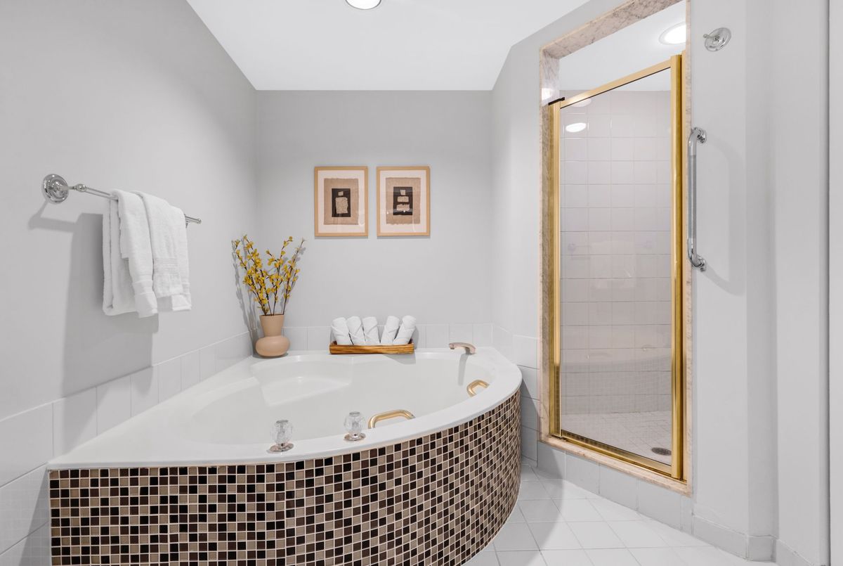 1210 Don Mills Road Toronto 1210 Don Mills Road Toronto