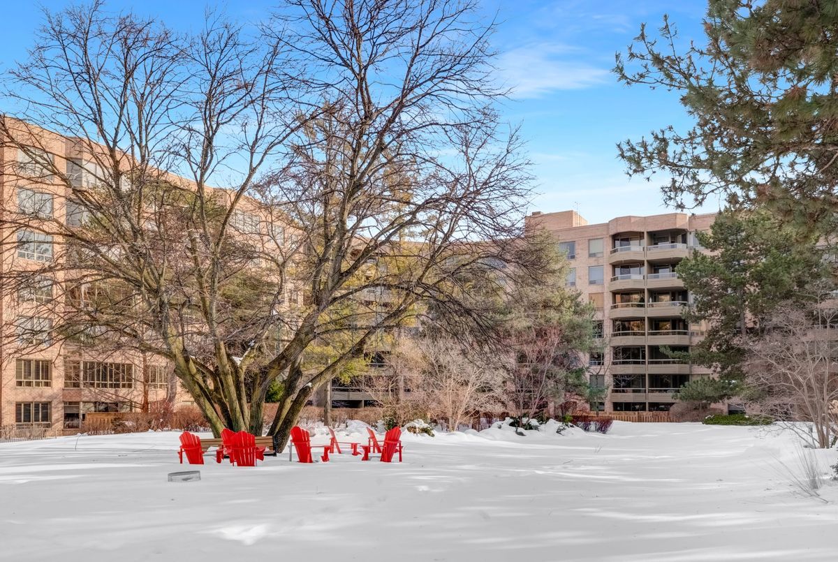 1210 Don Mills Road Toronto 1210 Don Mills Road Toronto