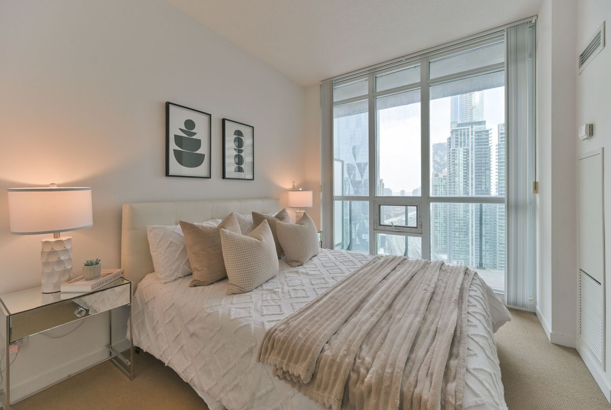 55 Bremner Boulevard Toronto 55 Bremner Boulevard Toronto