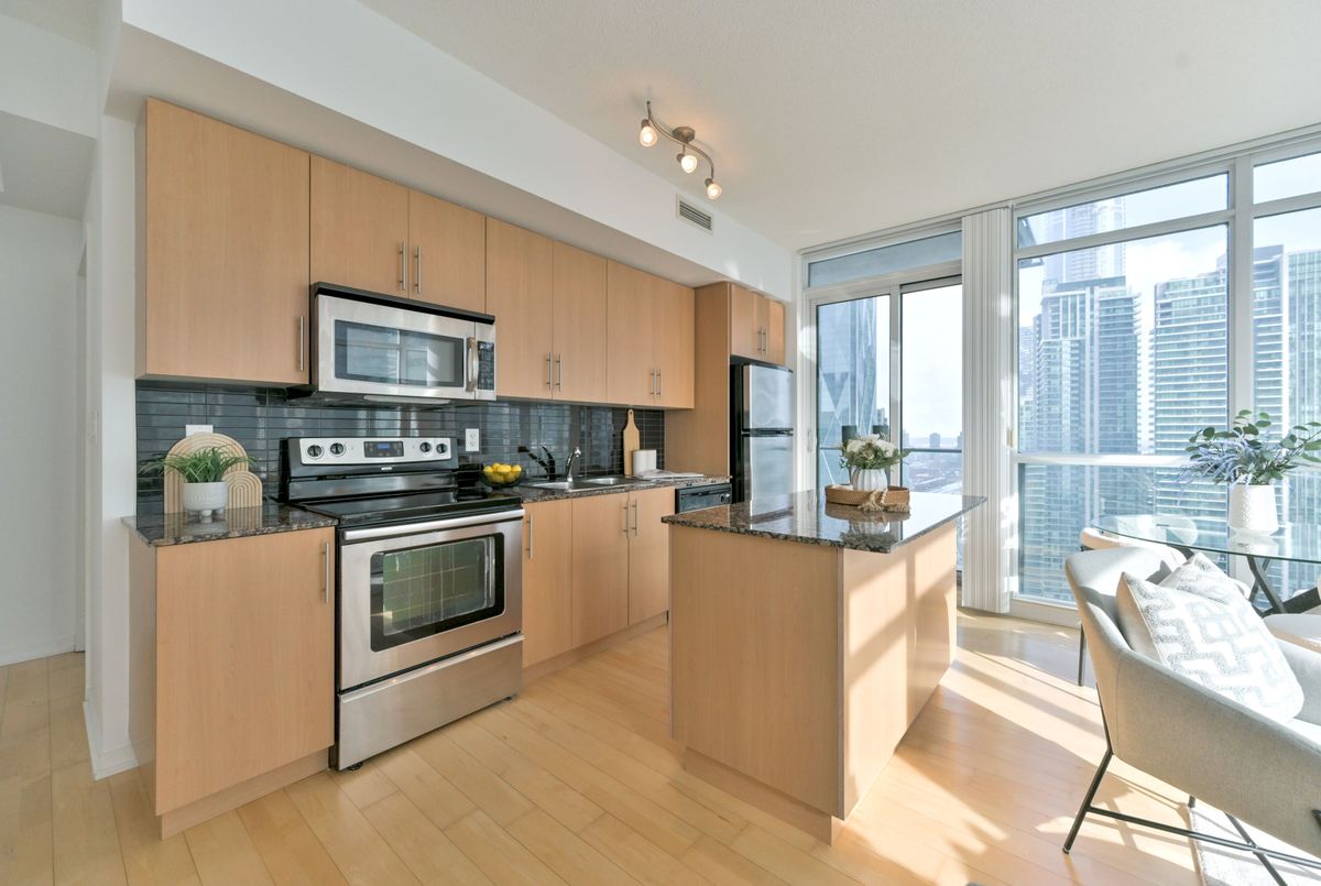 55 Bremner Boulevard Toronto 55 Bremner Boulevard Toronto