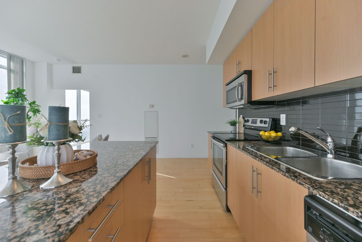 55 Bremner Boulevard Toronto 55 Bremner Boulevard Toronto