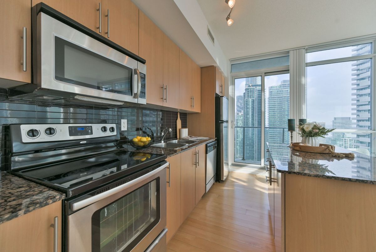 55 Bremner Boulevard Toronto 55 Bremner Boulevard Toronto